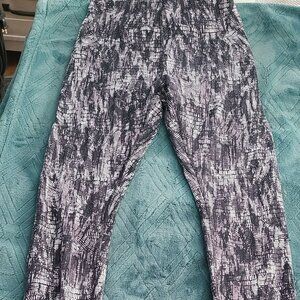 Lululemon Cropped Leggings